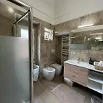 Zephir 公寓 *